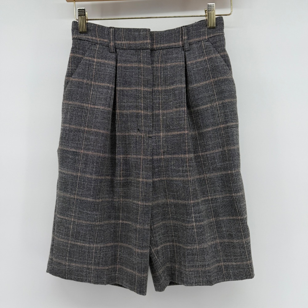 Express High Rise Bermuda Shorts Grey Glen Plaid Pleated Front Size 0 Long Prep